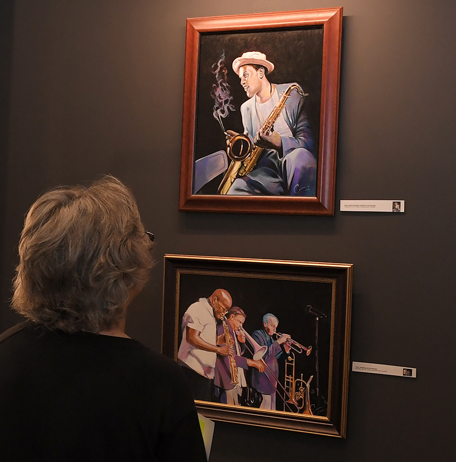 Guests enjoy the Art. The Simpsonville Arts Center presented the Ed Cascone Art Exhibition Tuesday, August 2, 2022.
GWINN DAVIS MEDIA